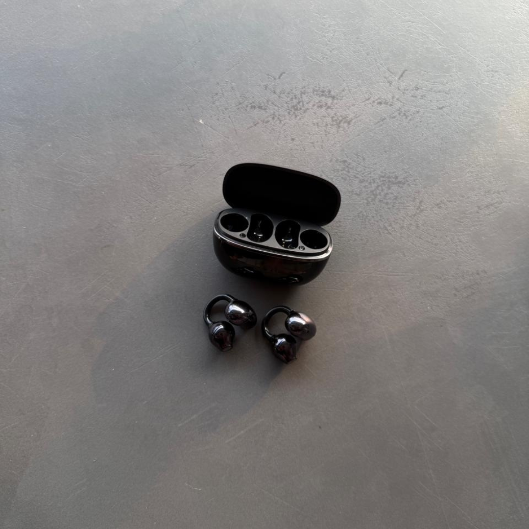 boAt Airdopes Loop Wireless Earbuds with Secure Fit & Deep Bass | Pwolimarket