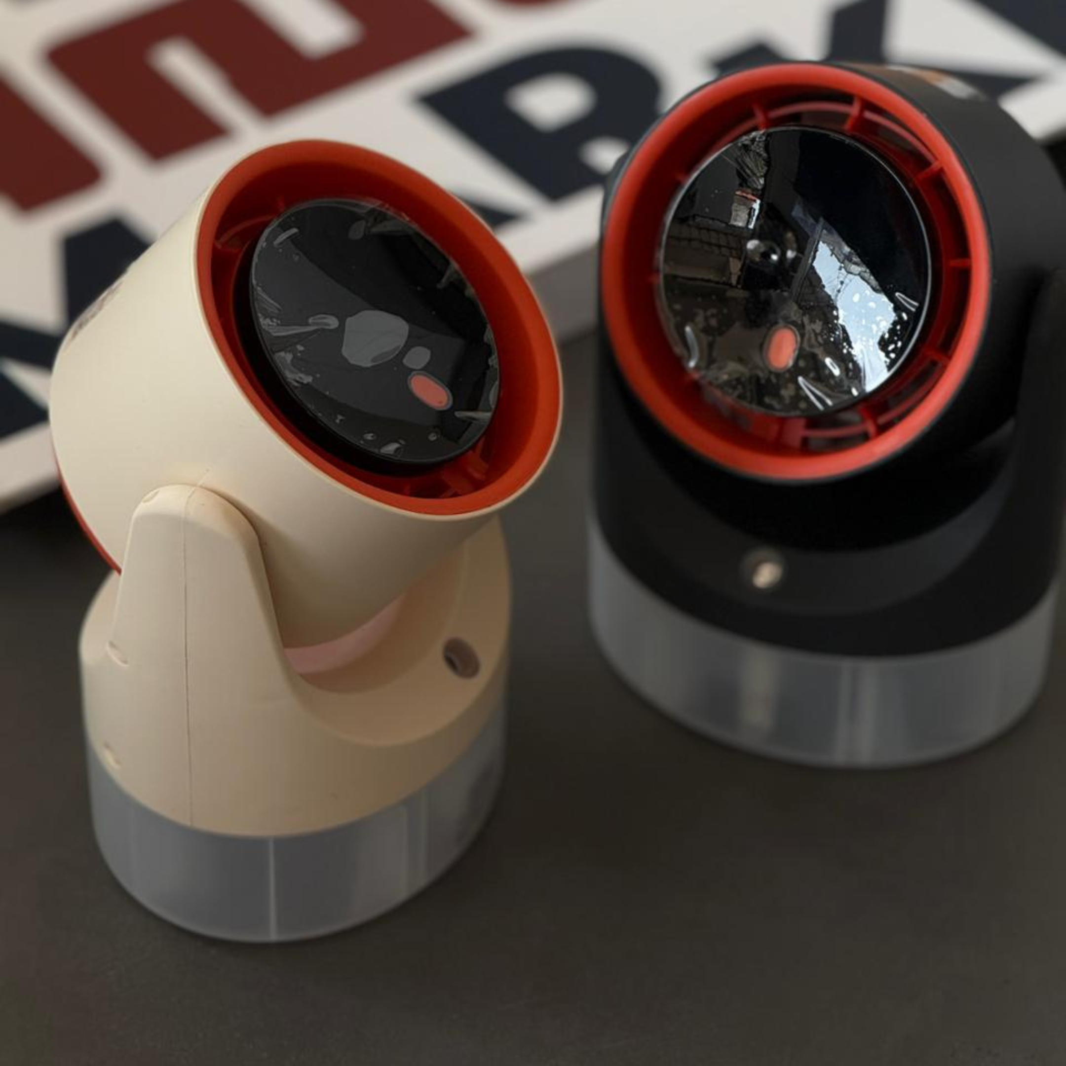 Portable Humidifying Fan with Mist Spray | Mini Air Cooler USB Rechargeable – Pwolimarket