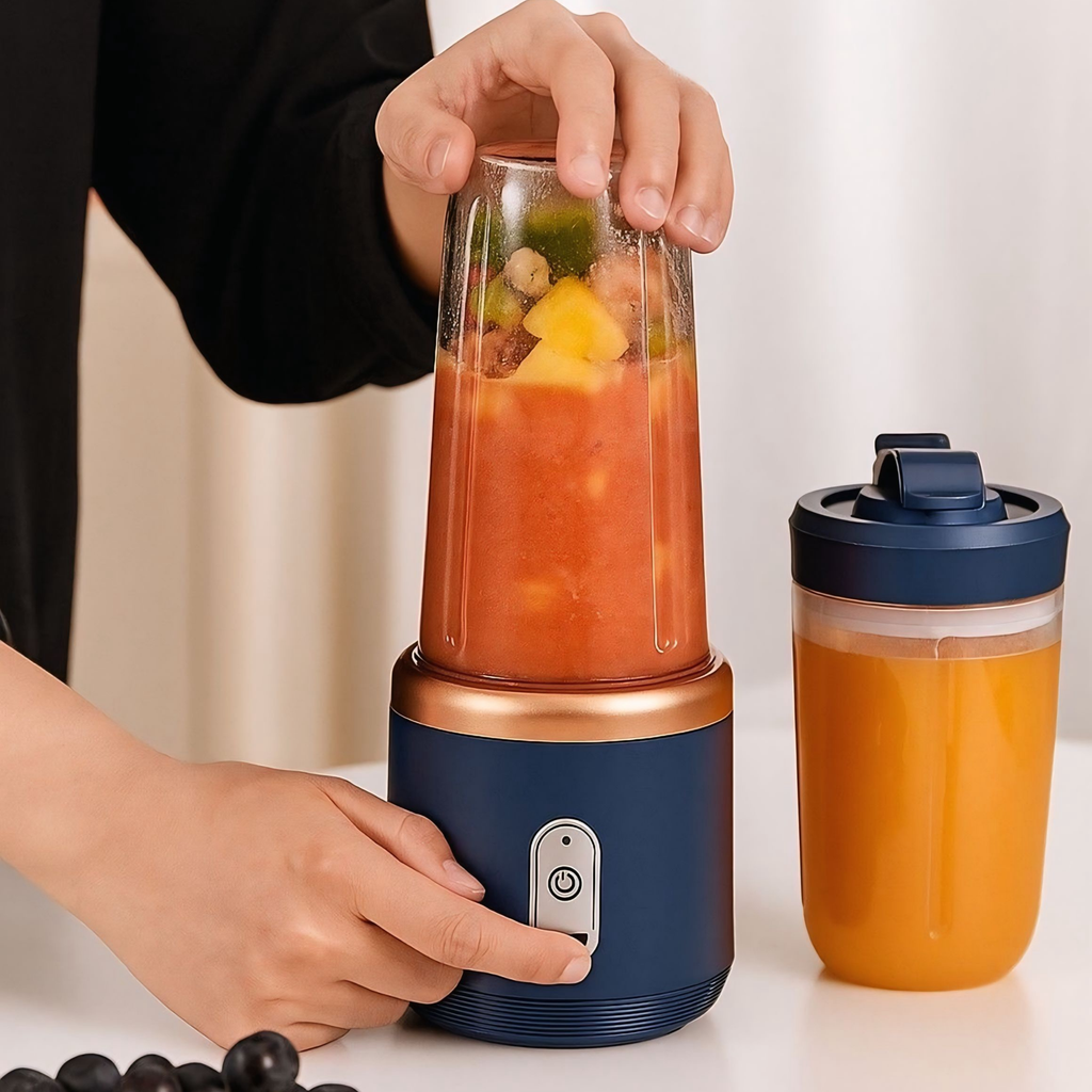 Portable USB Rechargeable Blender for Smoothies & Juices – Travel Friendly Mini Mixer