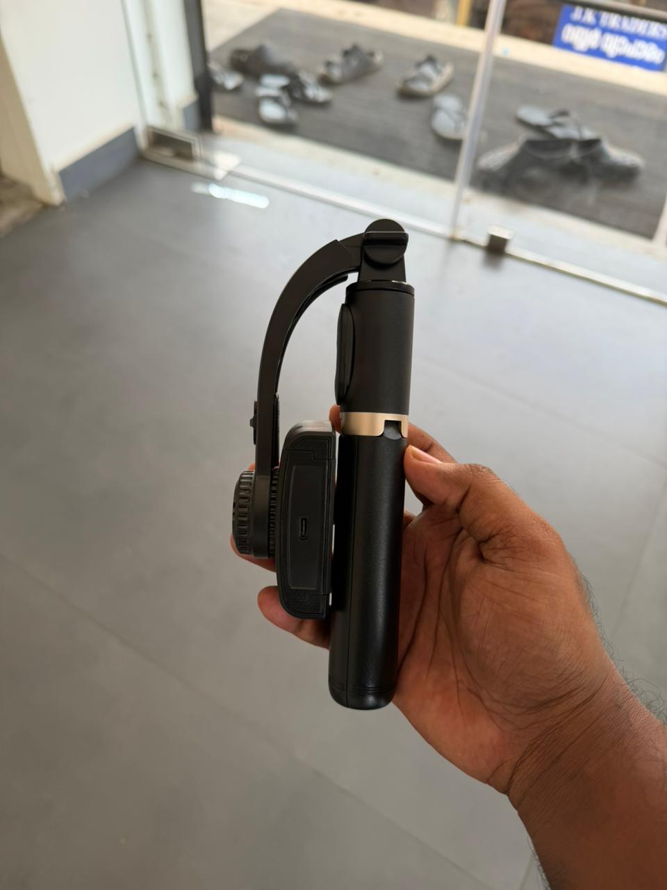 Q08 3-Axis Gimbal Stabilizer | Pwolimarket
