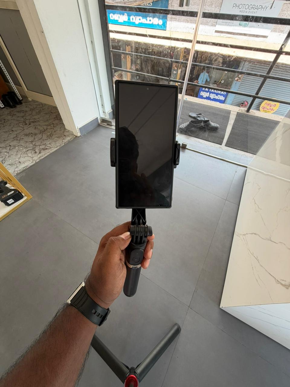 Q08 3-Axis Gimbal Stabilizer | Pwolimarket