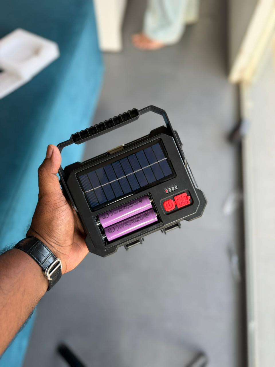 Solar Rechargeable LED Work Light with Multi-Tool Kit | Pwolimarket