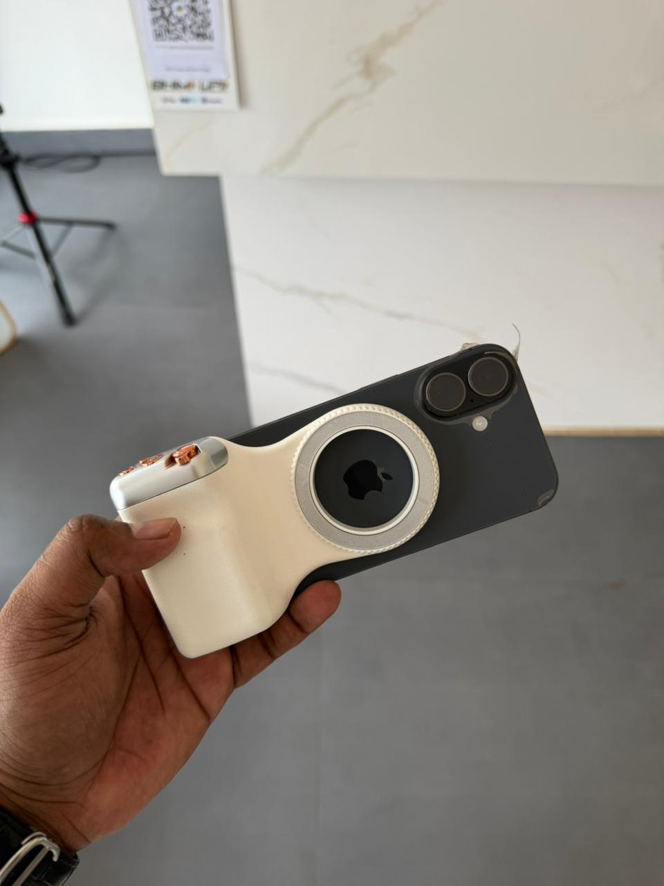 Magnetic Premium Edition Mobile Holder | Pwolimarket
