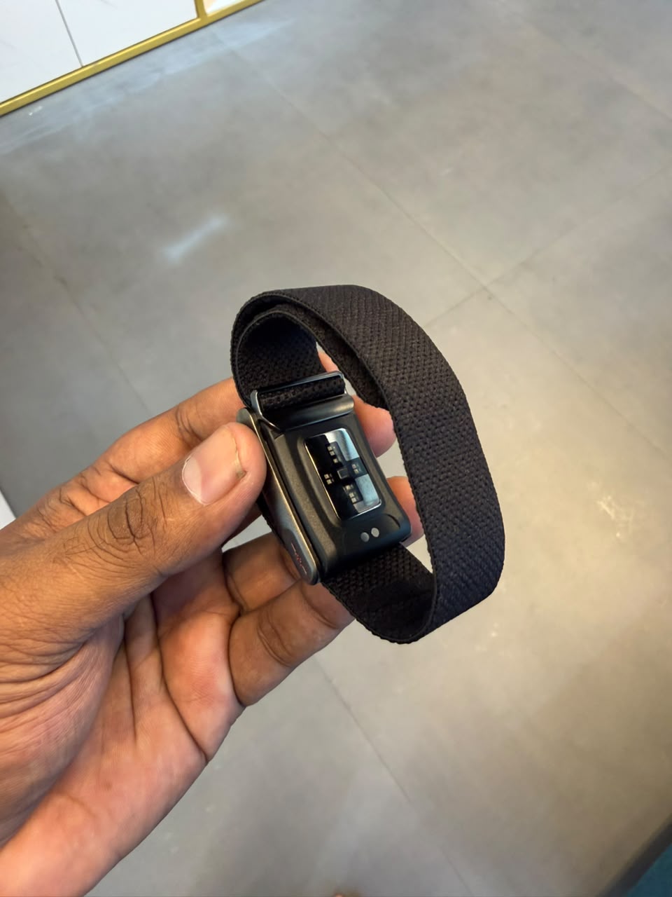 Loop Life Smart Fitness Band | Pwolimarket