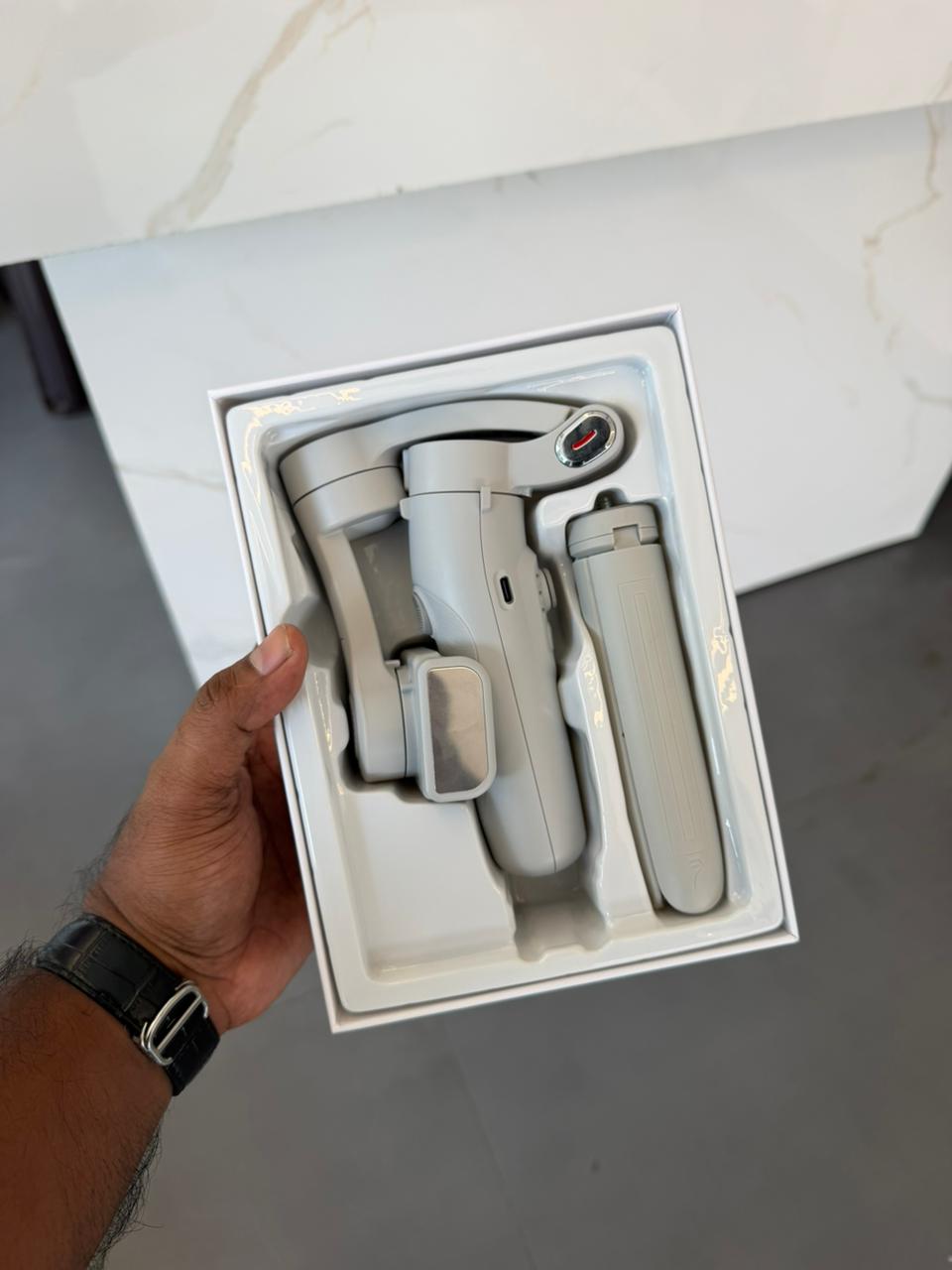 M1 3-Axis Smartphone Stabilizer | Pwolimarekt