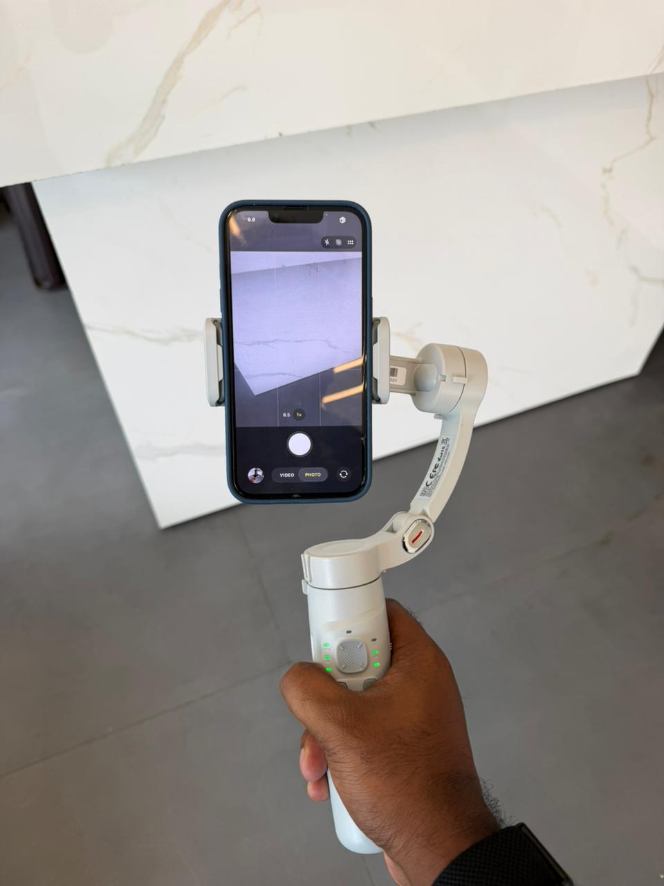 M1 3-Axis Smartphone Stabilizer | Pwolimarekt