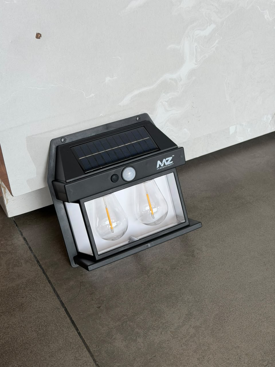 AMZ M992 Solar Wall Lamp  Smart Energy-Saving Outdoor Lighting Pwolimarket