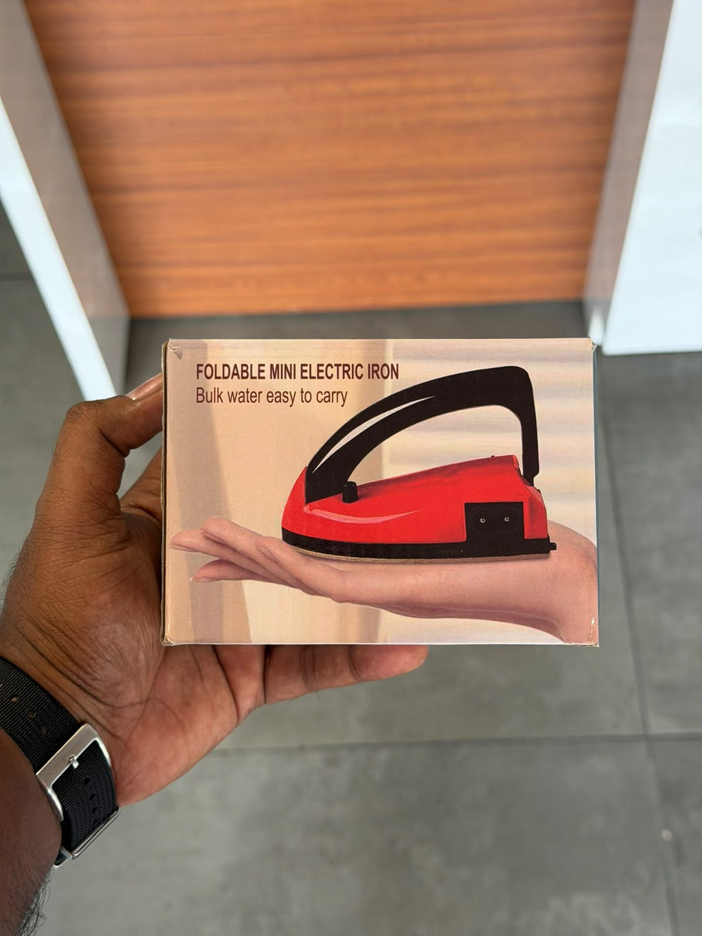 Mini Electric Iron – Compact & Portable Travel Iron | Pwolimarket