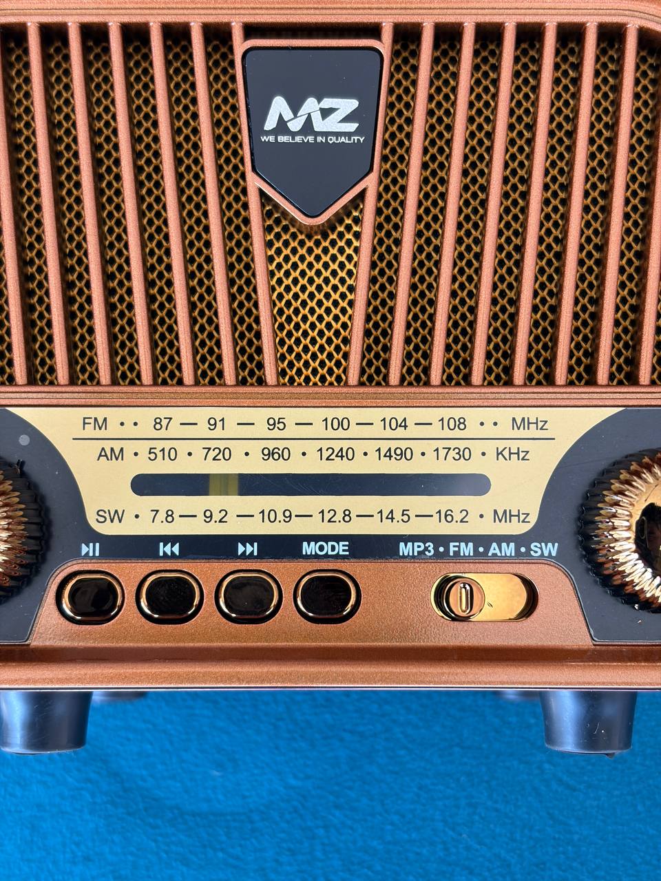 MZ Series A Retro Radio Speaker – Classic Look, Modern Sound | Pwolimarket